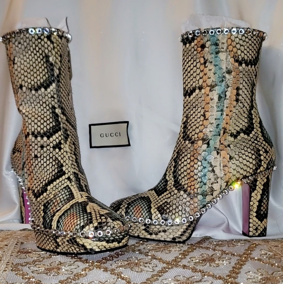 BRAND NEW AUTHENTIC GUCCI ANKLE BOOTS - Picture 2 of 6